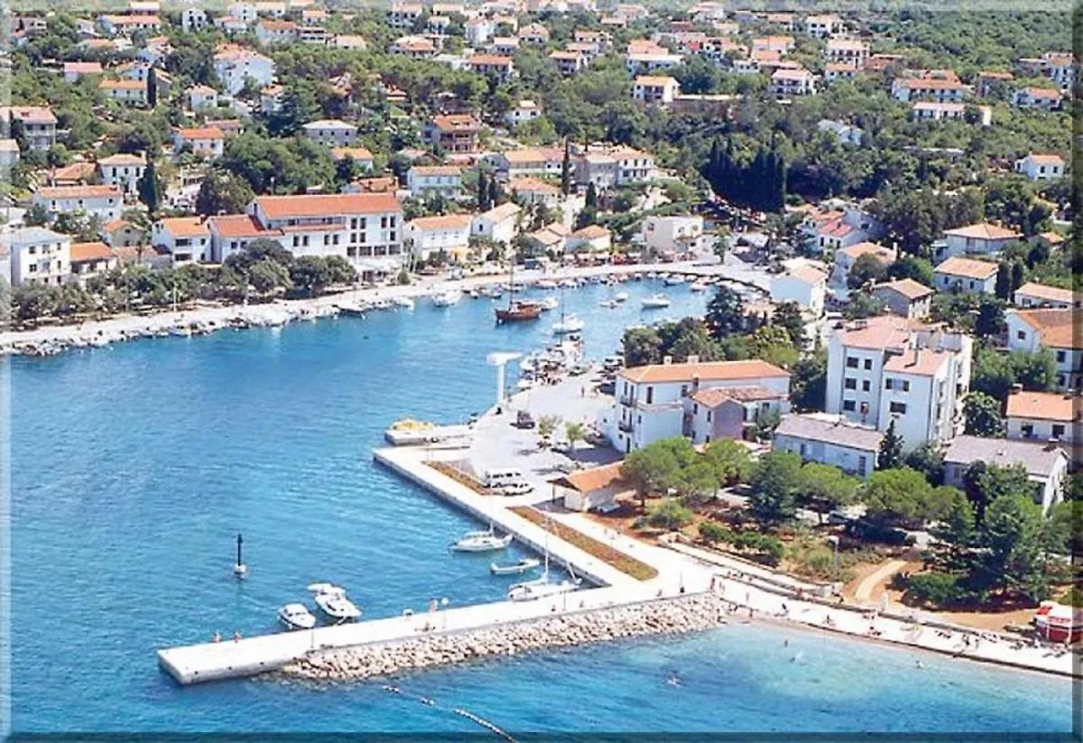 Deluxe Villa With Swimming Pool, Whirlpool On The Roof Terrace With A Beautiful Sea View - By Traveler Tourist Agency Krk Id 2125 I Sveti Vid-Miholjice 0*,  Croatia