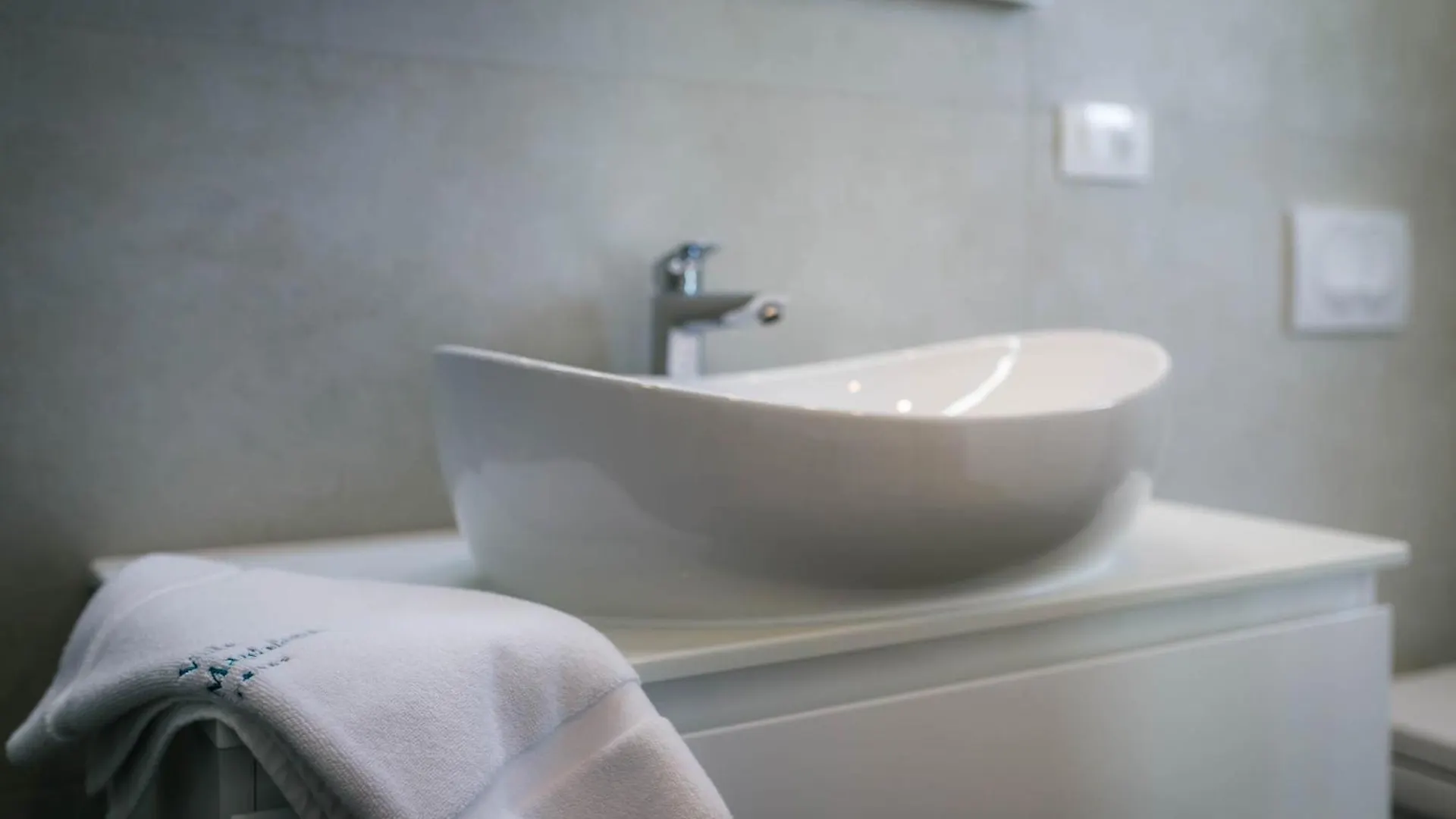 Deluxe Villa With Swimming Pool, Whirlpool On The Roof Terrace With A Beautiful Sea View - By Traveler Tourist Agency Krk Id 2125 I Sveti Vid-Miholjice