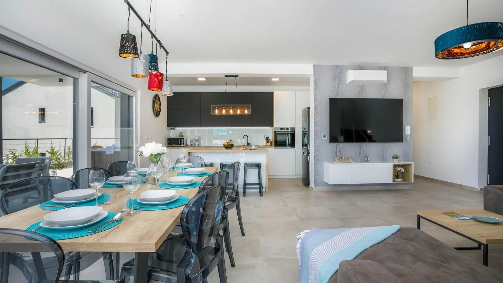 Deluxe Villa With Swimming Pool, Whirlpool On The Roof Terrace With A Beautiful Sea View - By Traveler Tourist Agency Krk Id 2125 I Sveti Vid-Miholjice